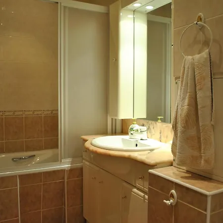 Renovated Wide In شقة كلابيدا
