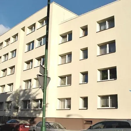 Renovated Wide In شقة كلابيدا