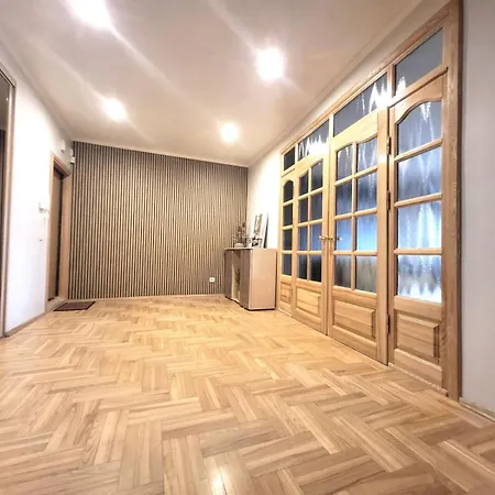 Renovated Wide In كلابيدا