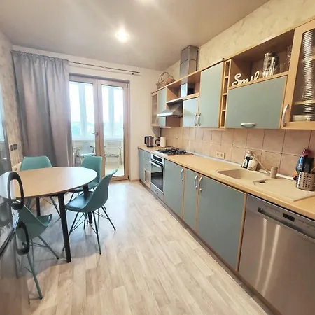Renovated Wide In شقة